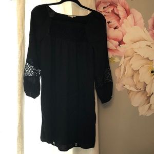Adorable black swing shot dress by joie